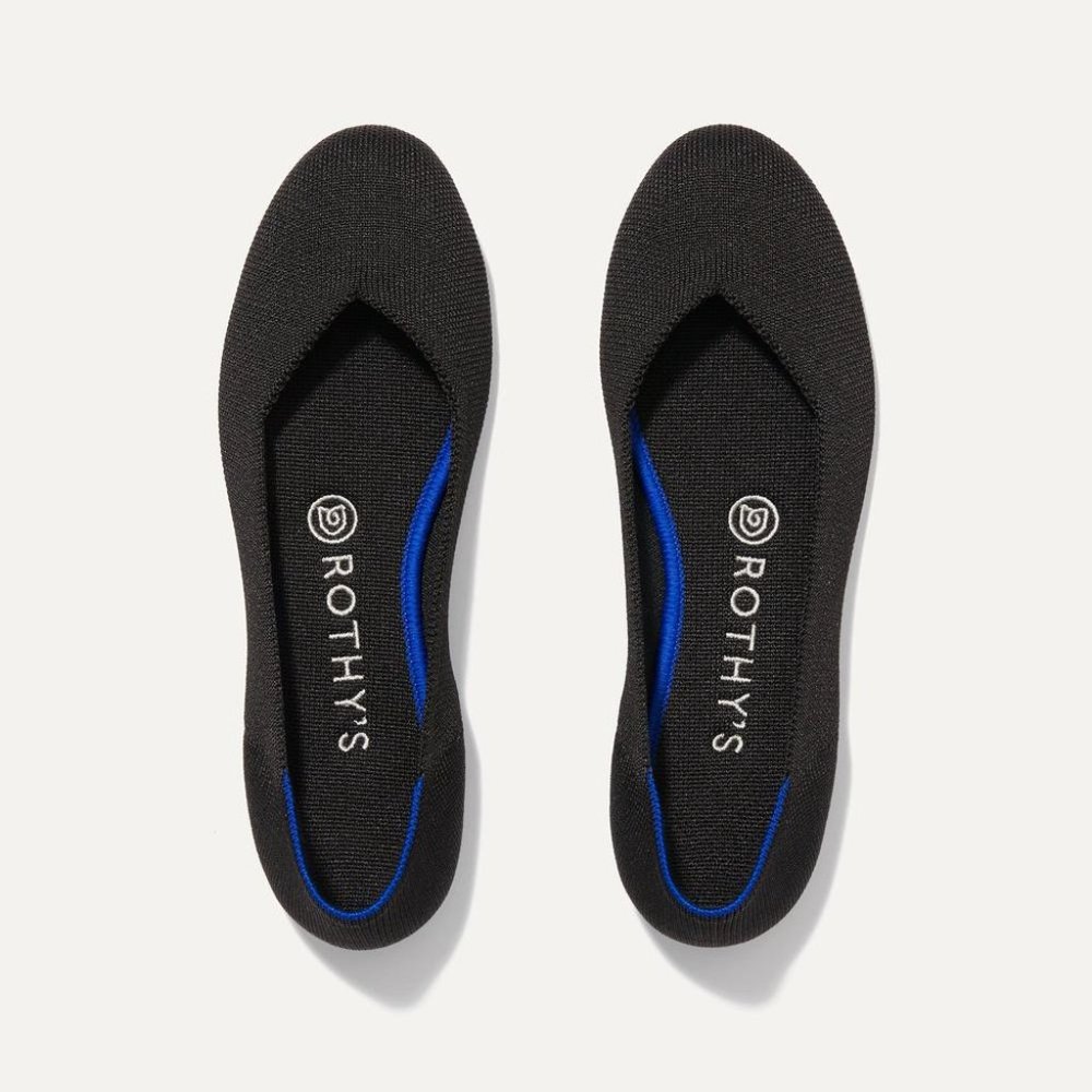 Last call! Black Round Toe Rothys